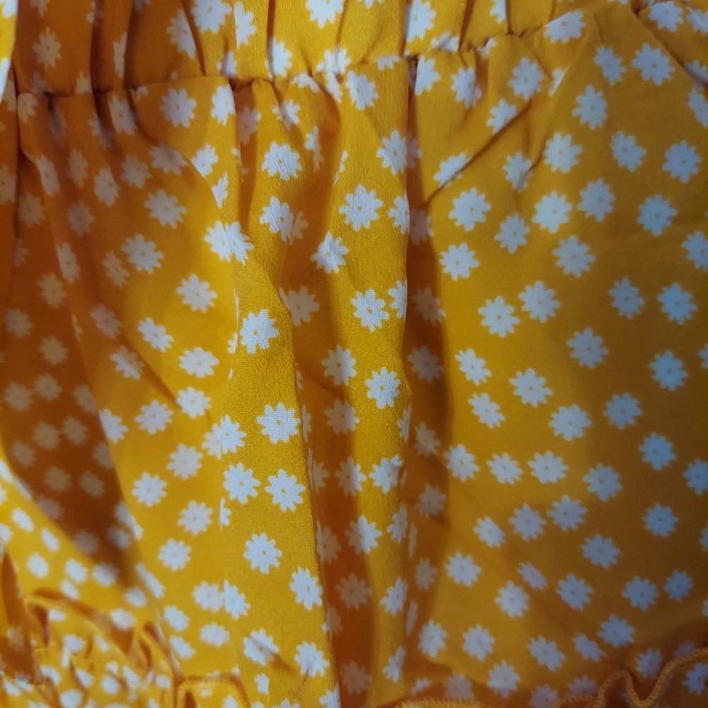 SHEIN 2 Piece Skirt Set - Picture 5 of 8